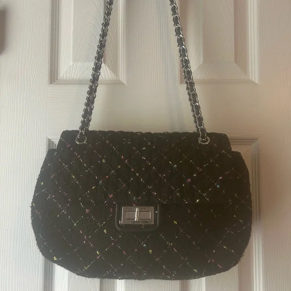 Karl Lagerfeld Black Quilted Shoulder Bag with Chain Strap - Picture 4 of 10